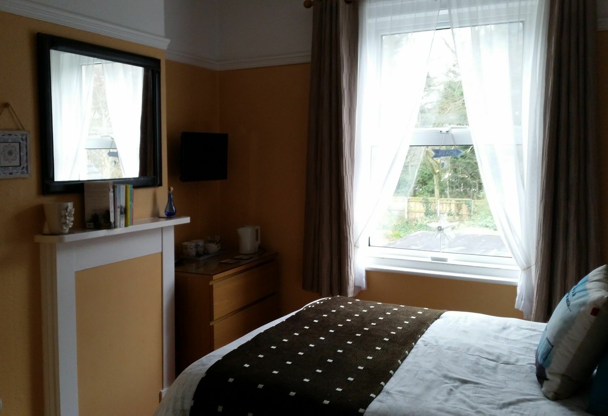South Rising Guest House Poole Εξωτερικό φωτογραφία